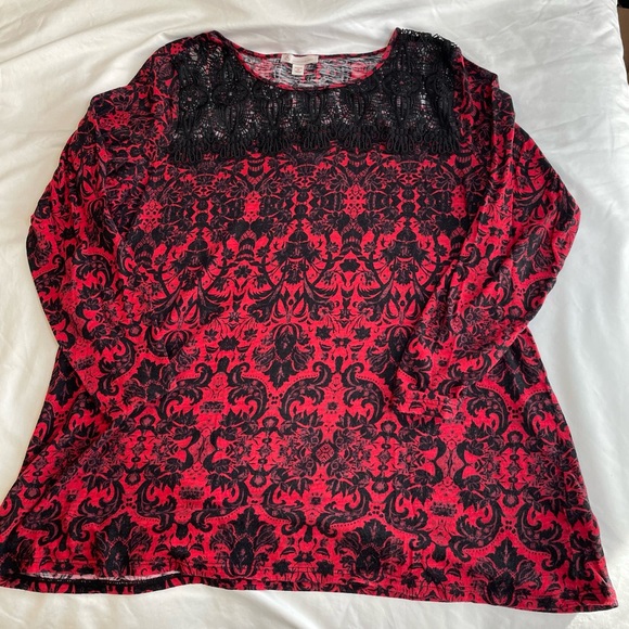 Dress Barn Red and Black 3/4 Sleeve Relaxed Blouse with Lace Top - Picture 2 of 5
